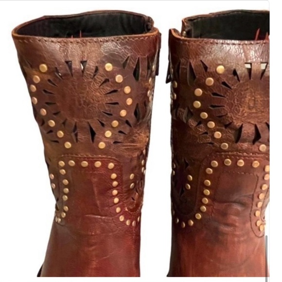 NIB Old Gringo Women's Reeve Plata Sin Snow Short Leather Boots Size 6B
$350 - Picture 8 of 14